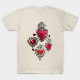 Mexican milagrito vibrant red heart silver folk art elegant pattern maximalist decoration T-Shirt